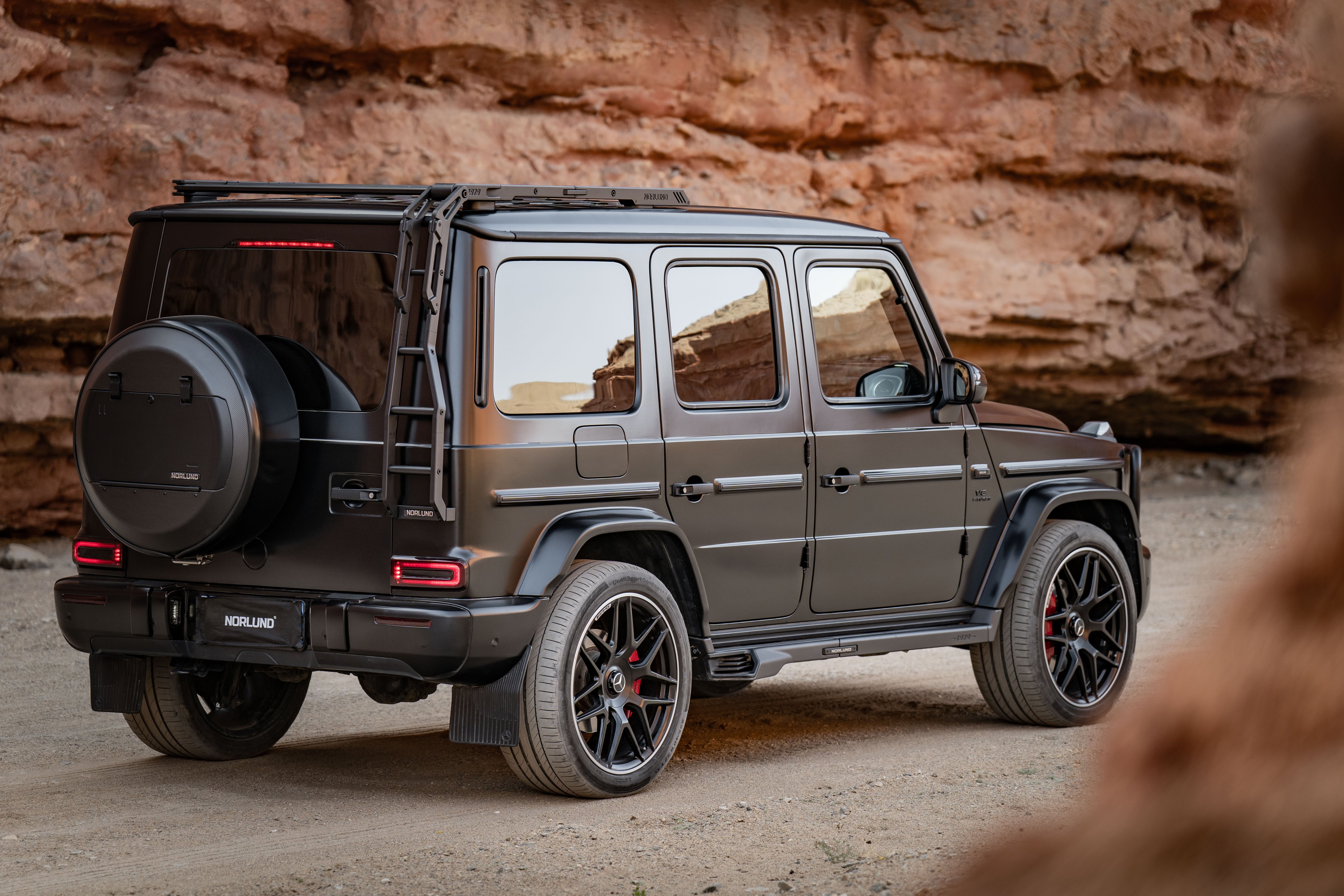 NORLUND Roof Rack with Roof Ladder for Mercedes-Benz G-Class G63/G500/W463 - Adventure 4x4 Works